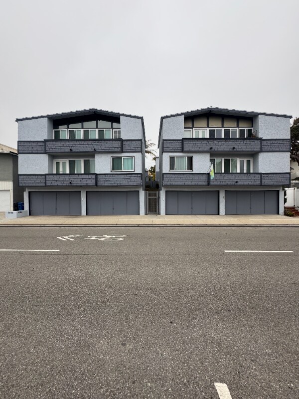 Building Photo - 2026 Hermosa Ave