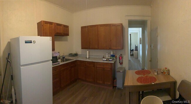 Foto del edificio - 21 W Main St