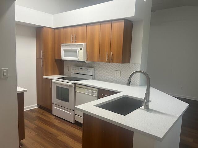 Foto del edificio - 1050 Crystal Way