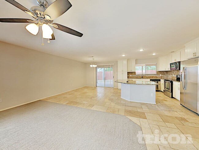 Foto del edificio - 4000 Sapphire Ln