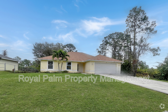 Building Photo - 731 Da Vinci Ave S