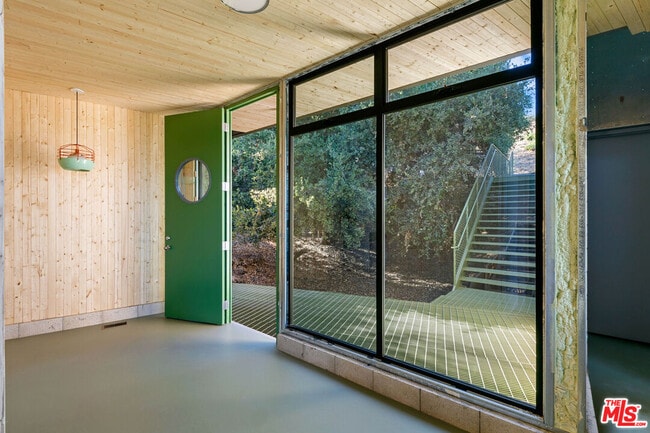 Building Photo - 20485 Medley Ln