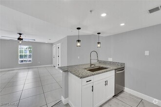 Building Photo - 1755 Four Mile Cove Pkwy