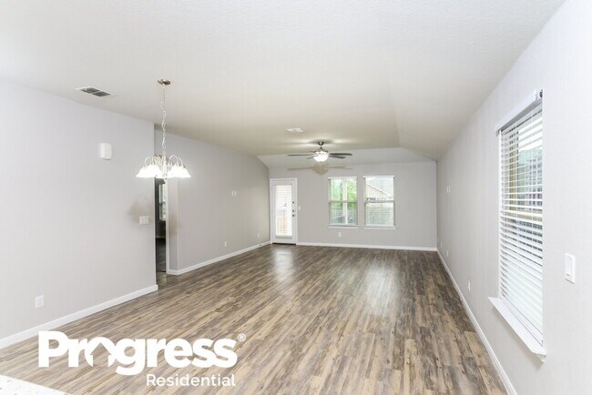 Building Photo - 2028 Atticus Dr