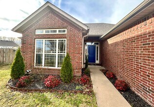 Building Photo - 791 Reisling St