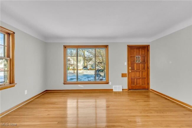 Foto del edificio - 20870 Wilmore Ave