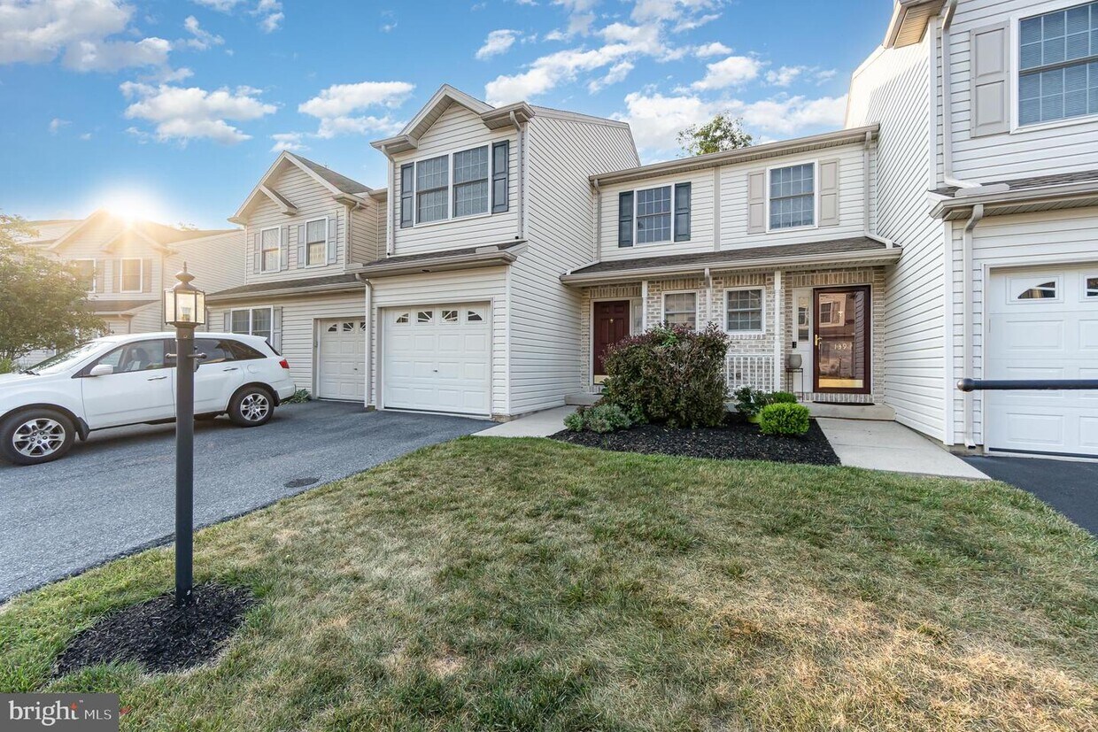 Foto principal - 141 Oaklea Rd