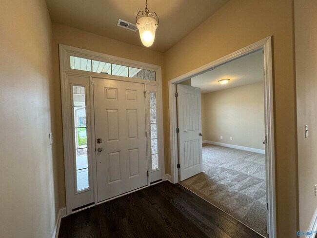 Foto del edificio - 2467 Bell Manor Dr SW