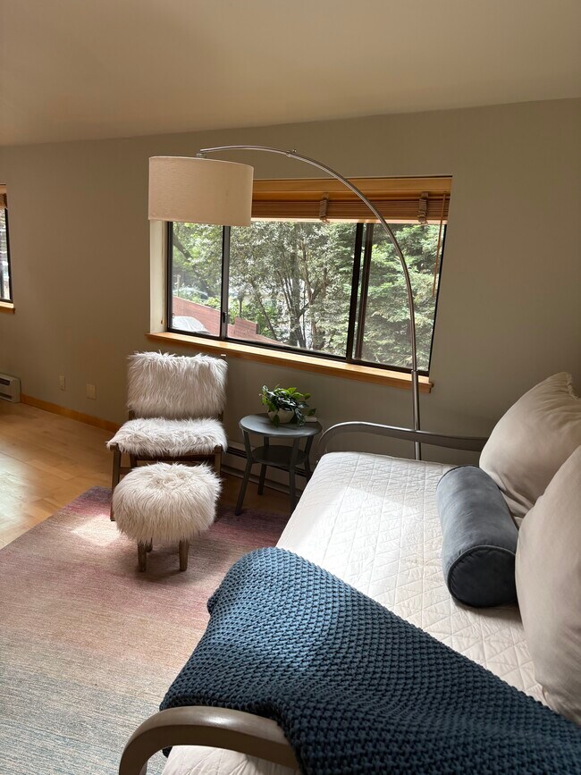 Foto del edificio - 2302 Arrowhead Drive