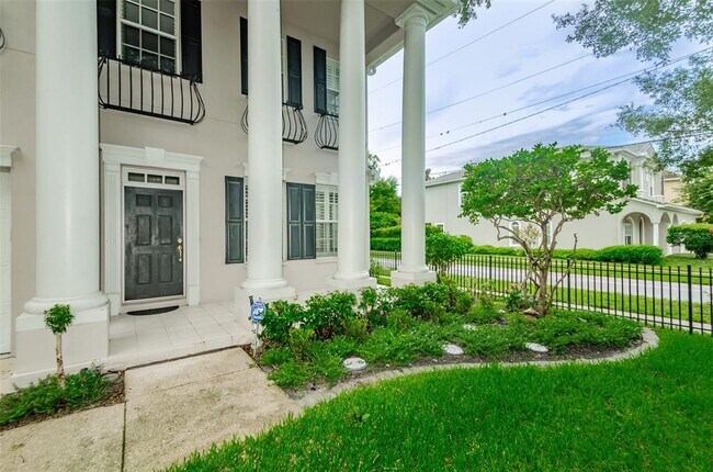 Building Photo - 3410 W Bay Villa Ave