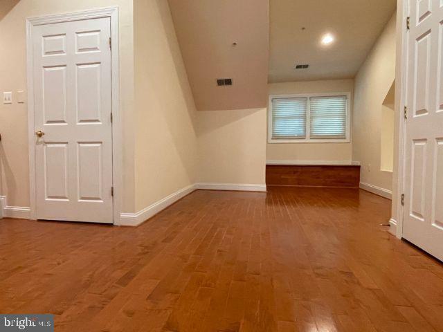 Foto del edificio - 12021 Montrose Park Pl