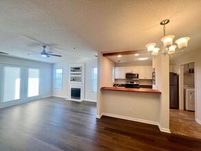 Building Photo - 721 Melba Ct