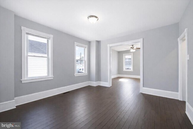 Foto del edificio - 131 Bridgeboro St