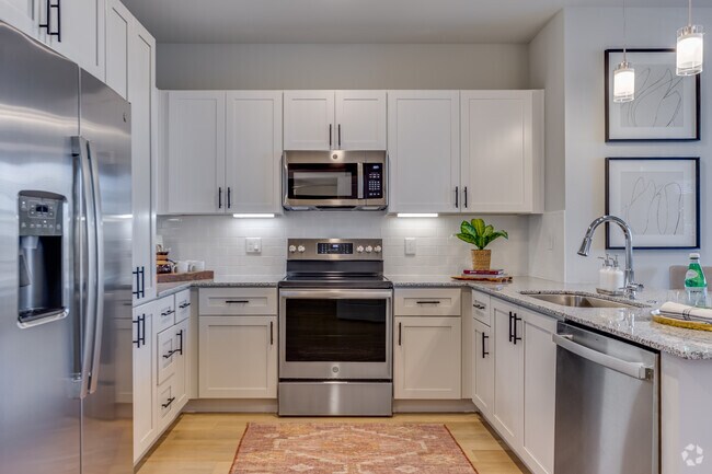 2HAB,2BA - 917 ft² - Mera Westgate 55+ Active Adult