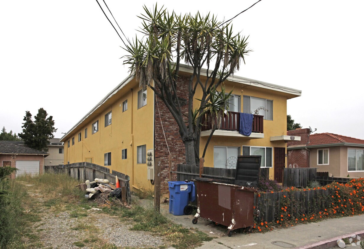 Foto del edificio - 238 San Lorenzo Blvd