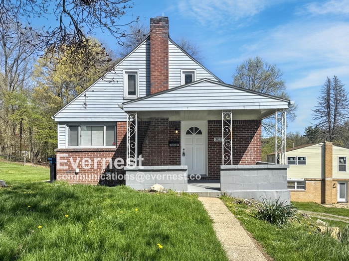 Primary Photo - 3037 Blackridge Ave