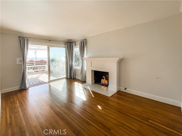 Foto del edificio - 208 Cliff Dr