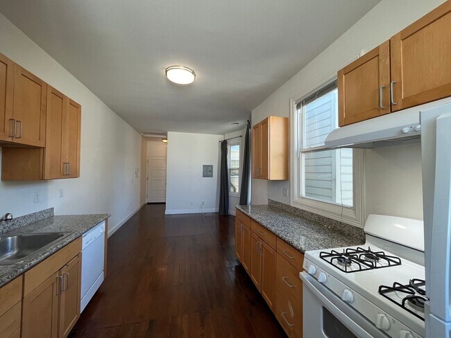 Foto del edificio - Centrally located 1 BR/1BA apartment home ...