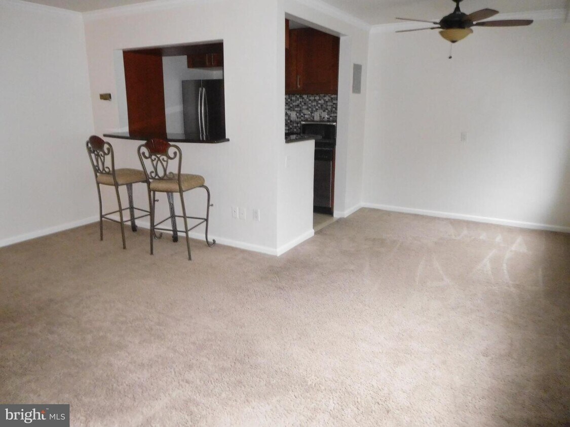 5112 MacArthur Blvd NW Unit 203, Washington, DC 20016 Condo for Rent