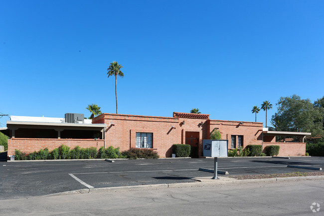 Foto del edificio - Desert Courtyards