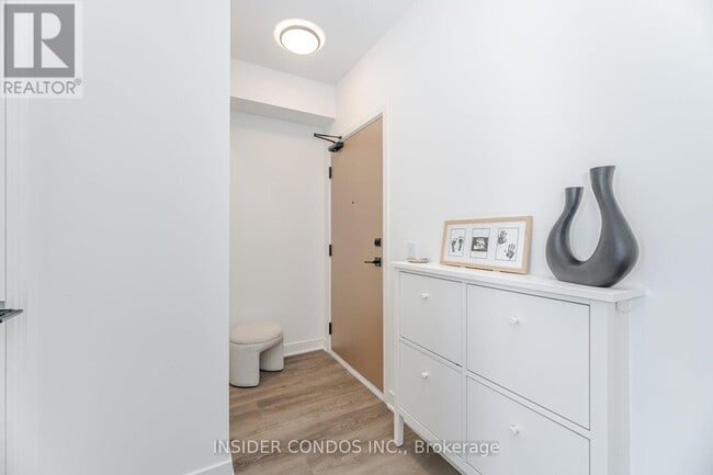 Building Photo - 36 Zorra St