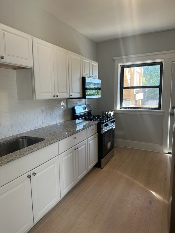 Foto del edificio - 4417 N Paulina St