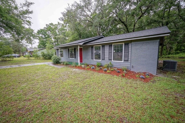 Photo - 8407 Lenova Lane House