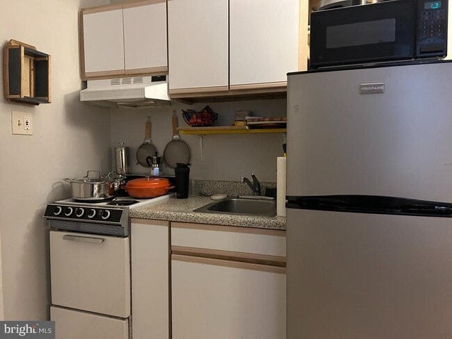 Foto del edificio - 1227 Spruce St