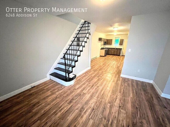 Foto del edificio - 6248 Addison St