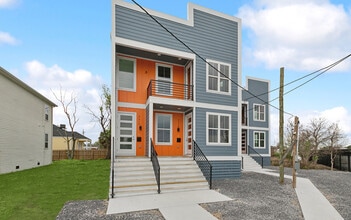 Building Photo - 9222 Edinburgh St