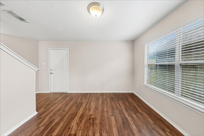 Foto del edificio - 3430 Princeton Point Ct