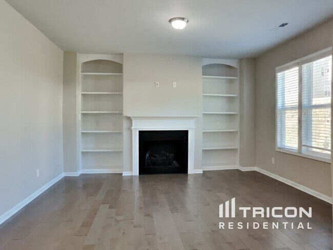 Building Photo - 169 Forsyth Pkwy