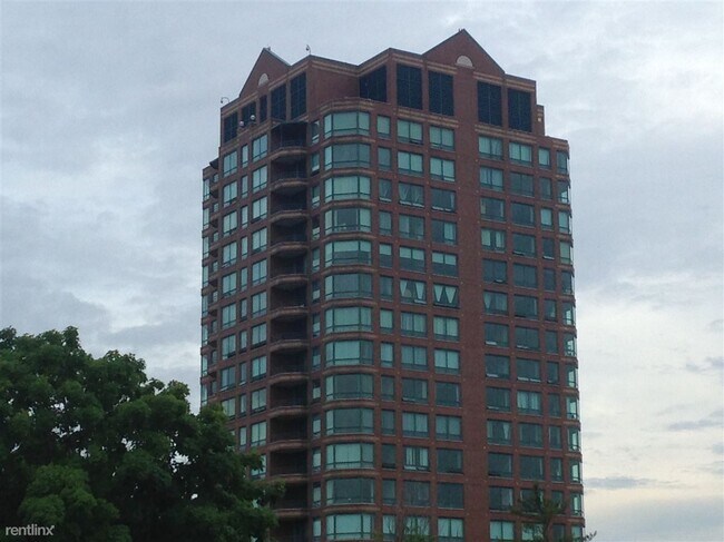 Building Photo - 3320 Spinnaker Ln