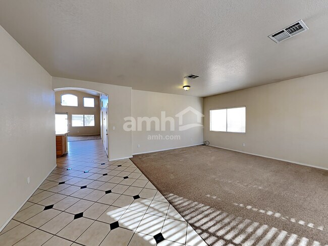 Building Photo - 1078 Flatfoot Avenue