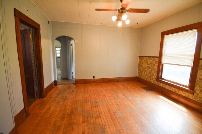 Foto del edificio - 209 S Pearl St