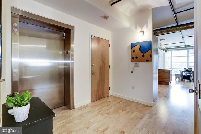 Foto del edificio - 1125 11th St NW