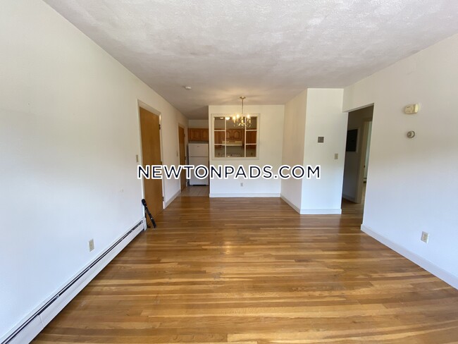 Building Photo - 276 Grove St