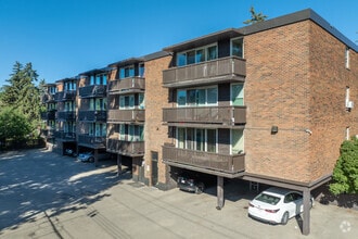 Building Photo - Sunnyside Gardens