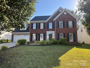 Building Photo - 4533 Cades Cove Dr