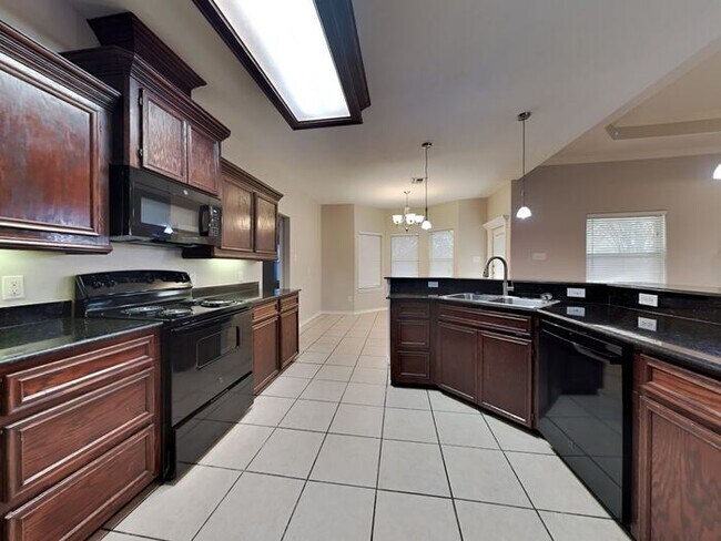 Building Photo - No Application Fees* $1000 Off 1st Month R...