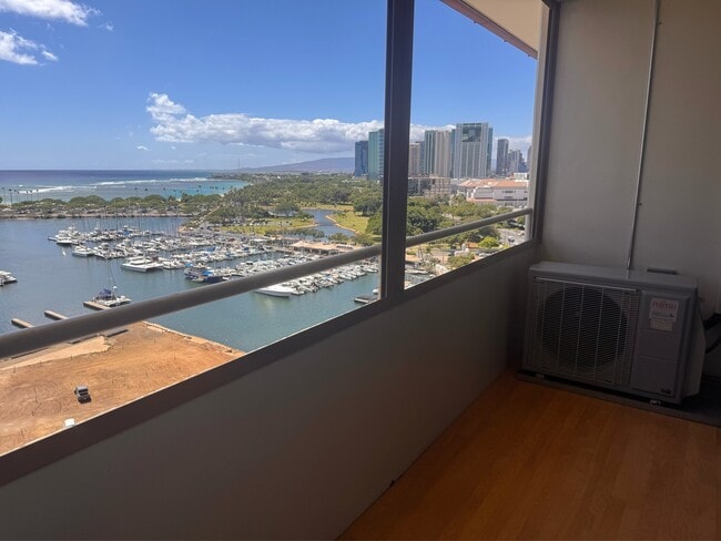 Building Photo - 1676 Ala Moana Blvd