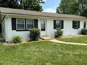 Building Photo - 30-32 Morehouse Ct