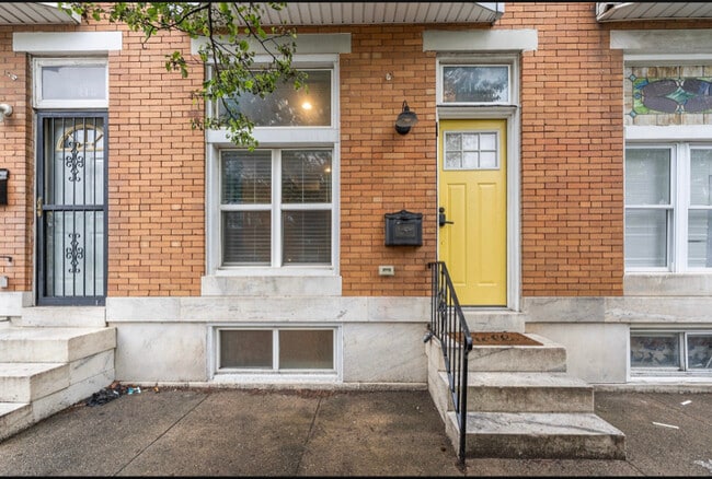 Building Photo - 416 S Lehigh St