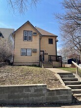 Building Photo - 713 S Duluth Ave