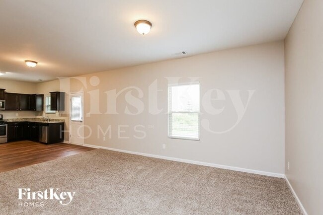 Building Photo - 704 Nonsuch Ct