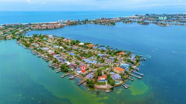 Building Photo - 840 Boca Ciega Isle Dr