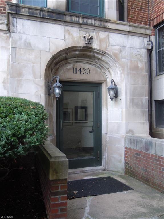Building Photo - 11430 Cedar Glen Pkwy