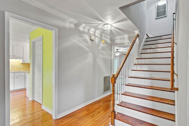 Foto del edificio - 978 Governors Rd