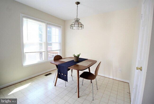 Foto del edificio - 5317 Buxton Ct