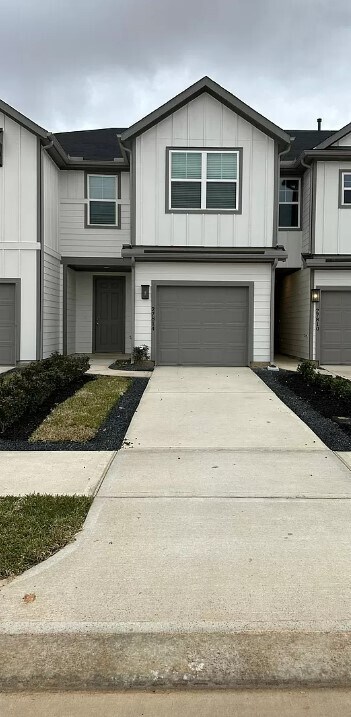 Foto del edificio - 27814 Western Creek Ct